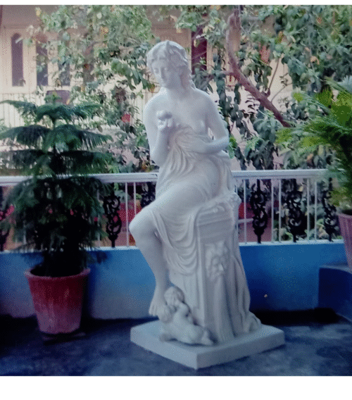 Apple Lady - Image 4