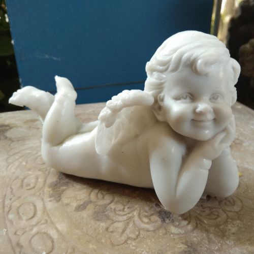 Relaxing Child - Image 2