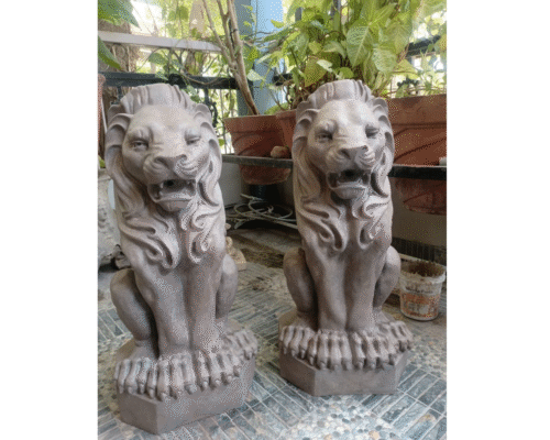 Sitting Lion (Textured)small - Image 3