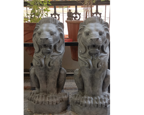Sitting Lion (Textured)small - Image 8