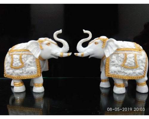 Small elephant [1 no.]